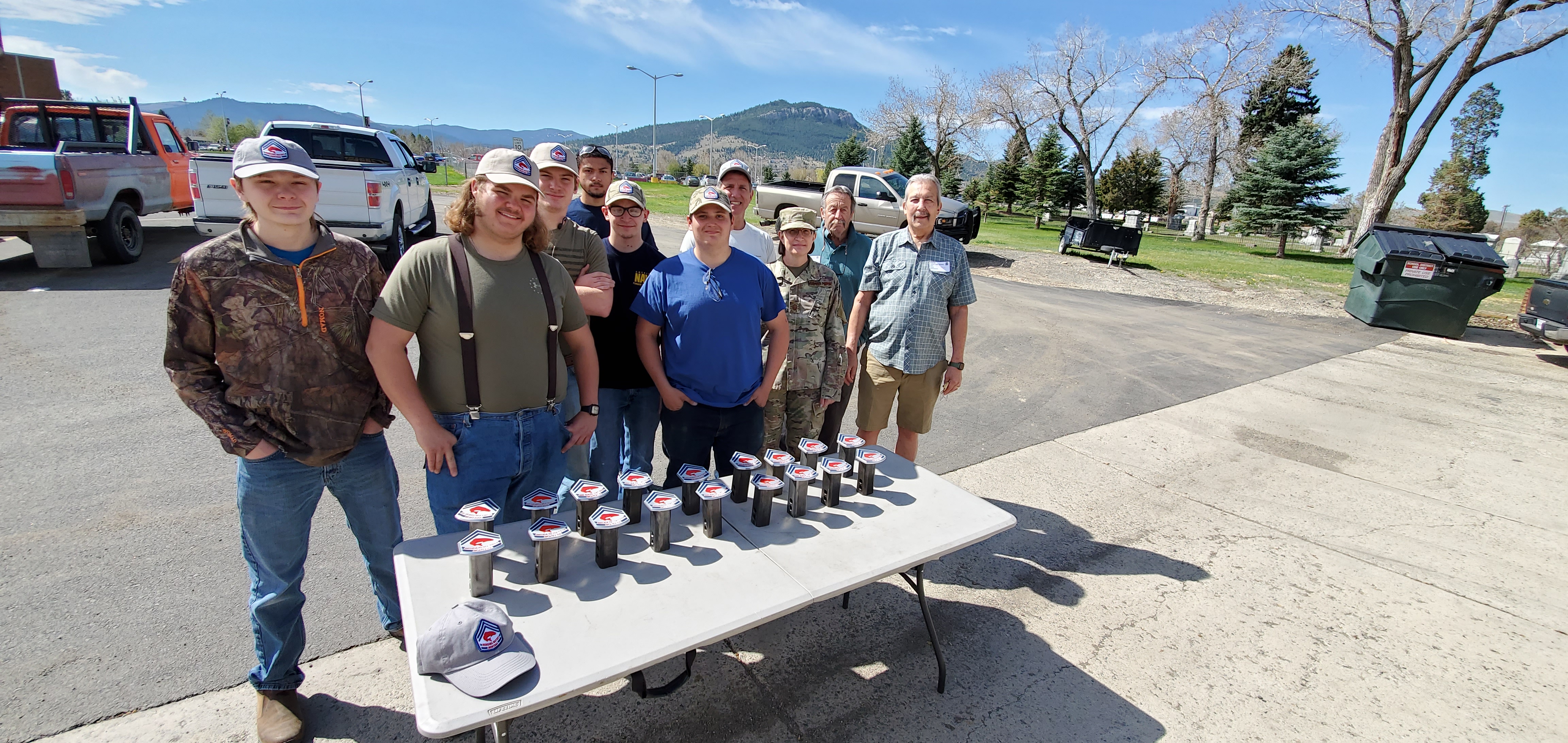 Capital High students custom-made trailer hitches for veteran organization - Vimarsana News