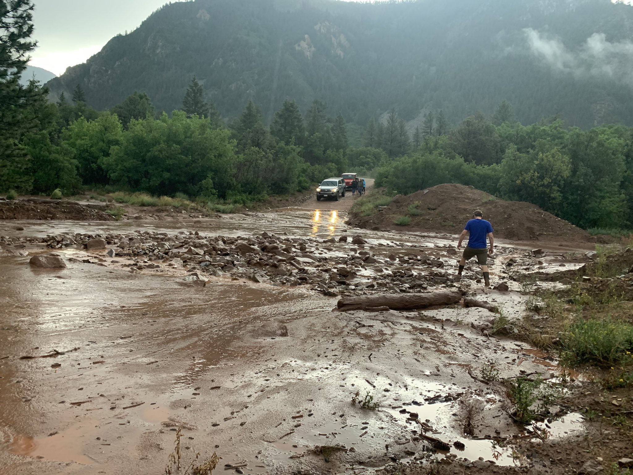 Mudslide closes Avalanche Creek Road in Pitkin County - Vimarsana News