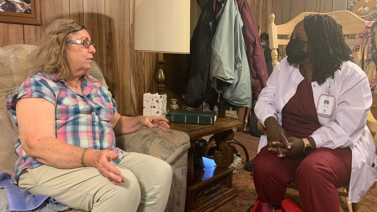 Doctor's office on wheels helping seniors in rural areas get COVID-19 vaccine - Vimarsana News