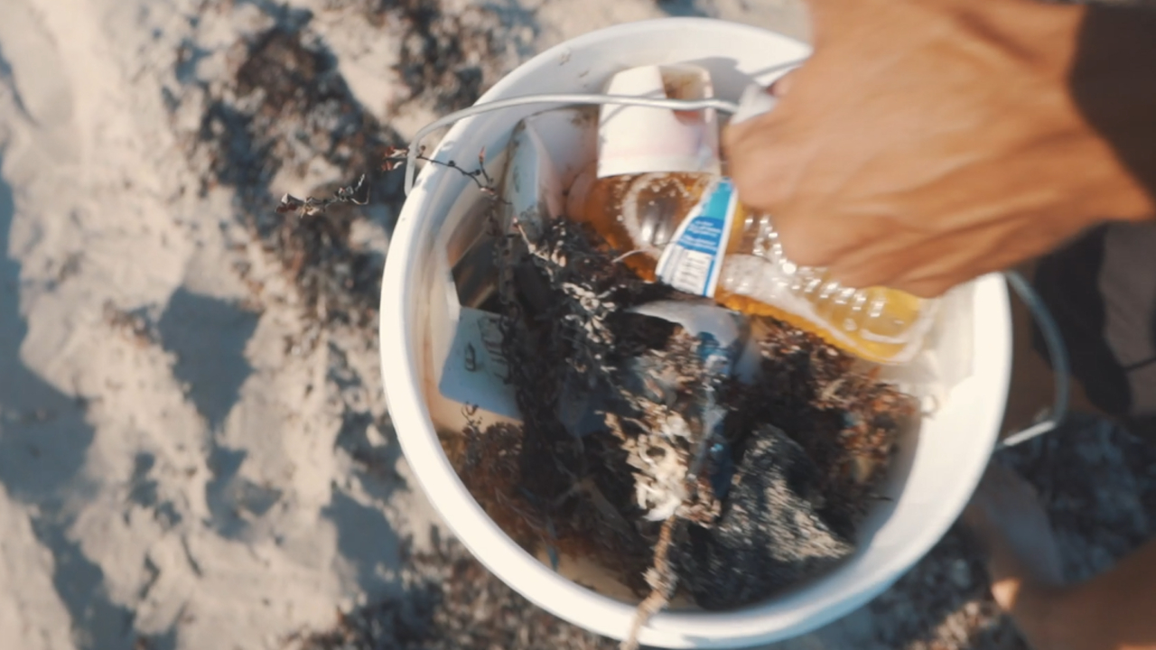 South Florida man frustrated with plastic pollution along our beaches - Vimarsana News