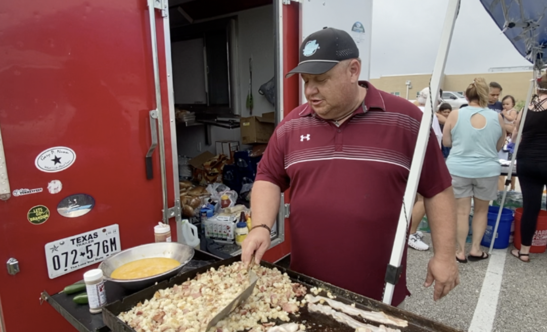 Local man cooks free food for the Central Texas community after powerful storms - Vimarsana News