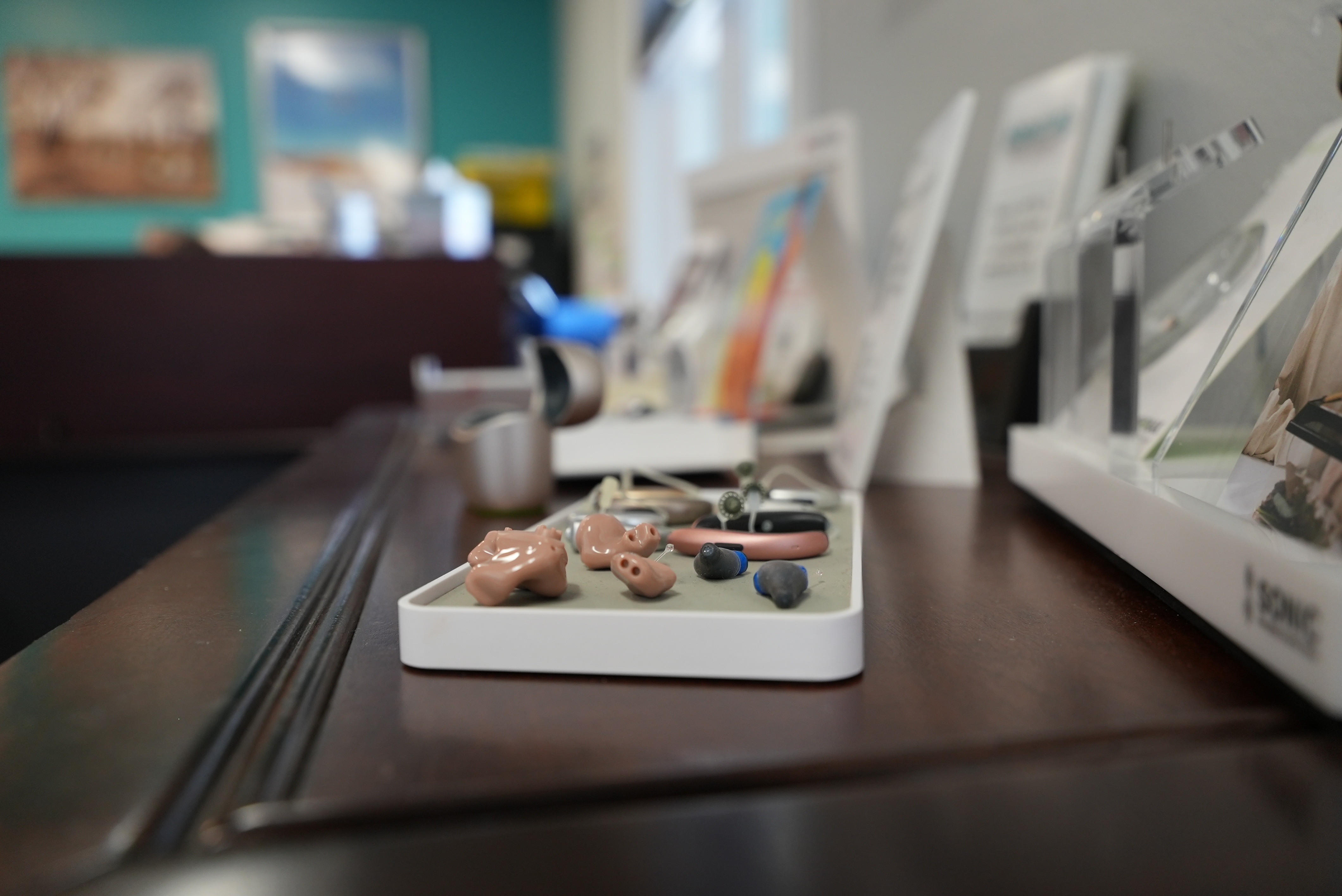 Listen up! Local business is giving away free hearing aids to those in need - Vimarsana News