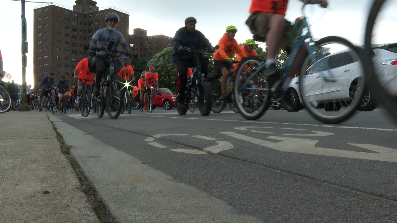 Bicyclists ride in honor of military personnel who made ultimate sacrifice - Vimarsana News