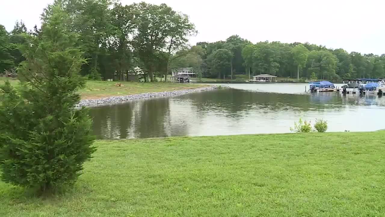 Police: Father attempted to save son before both drowning on Lake Anna - Vimarsana News