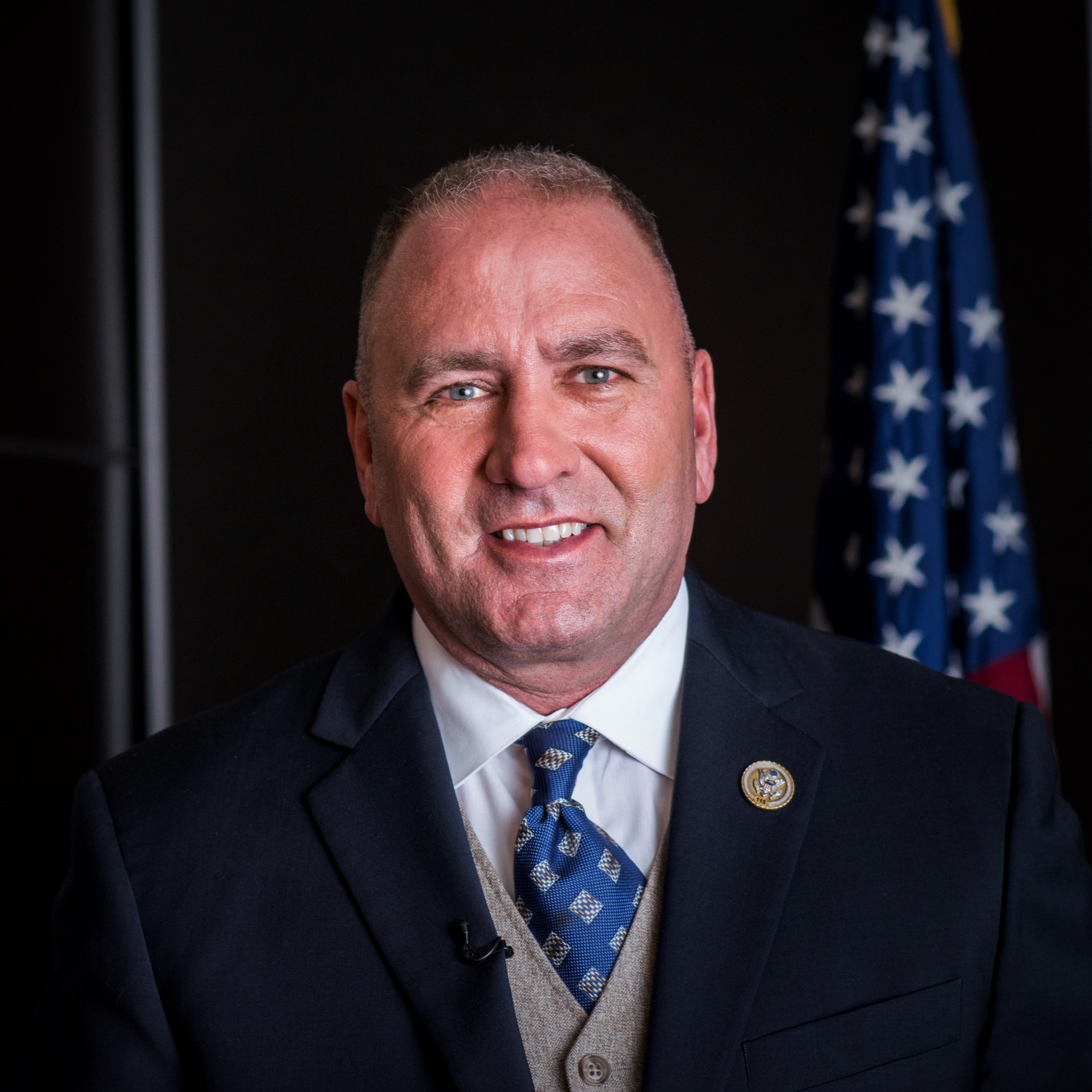 Rep. Clay Higgins introduces Finish the Wall Act - Vimarsana News