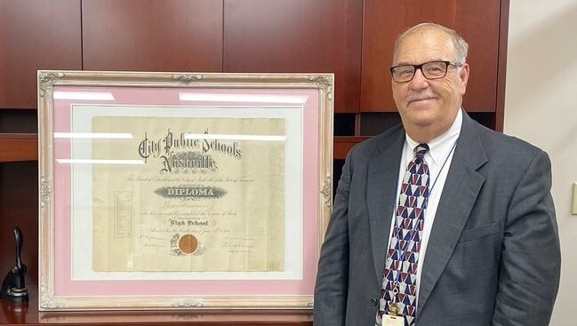 After 96 years, a Hume Fogg High diploma is back where it belongs - Vimarsana News