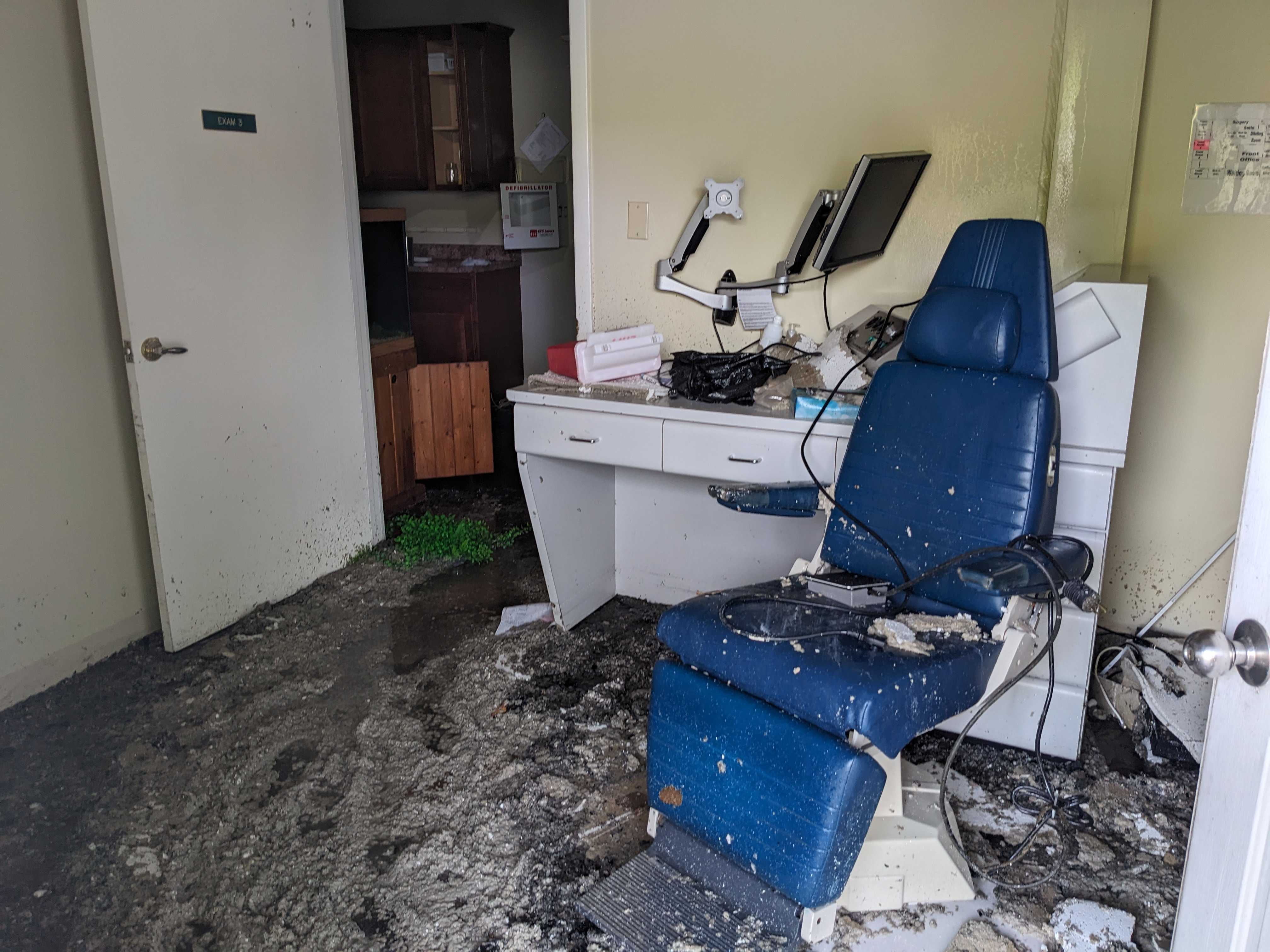 Huffman and Huffman Eye Surgeons a total loss after lightning strike - Vimarsana News