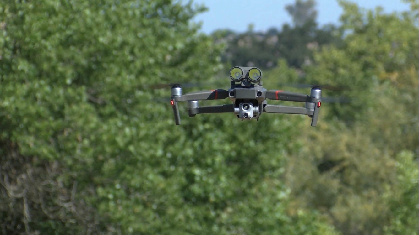 Paso Robles firefighters using a drone to detect fires in the riverbed - Vimarsana News