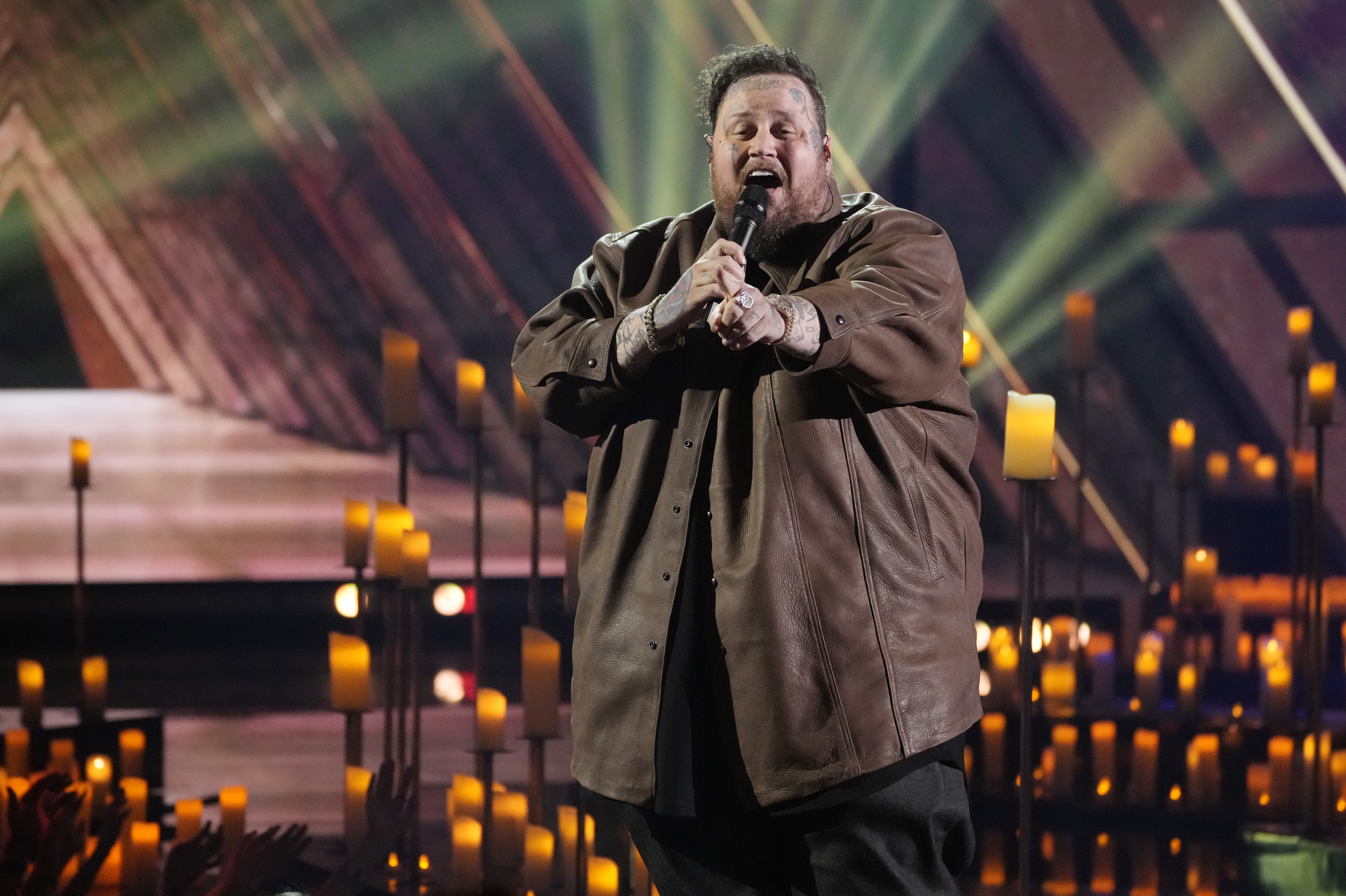 Jelly Roll dominates the 2024 CMT Music Awards with host Kelsea Ballerini - Vimarsana News