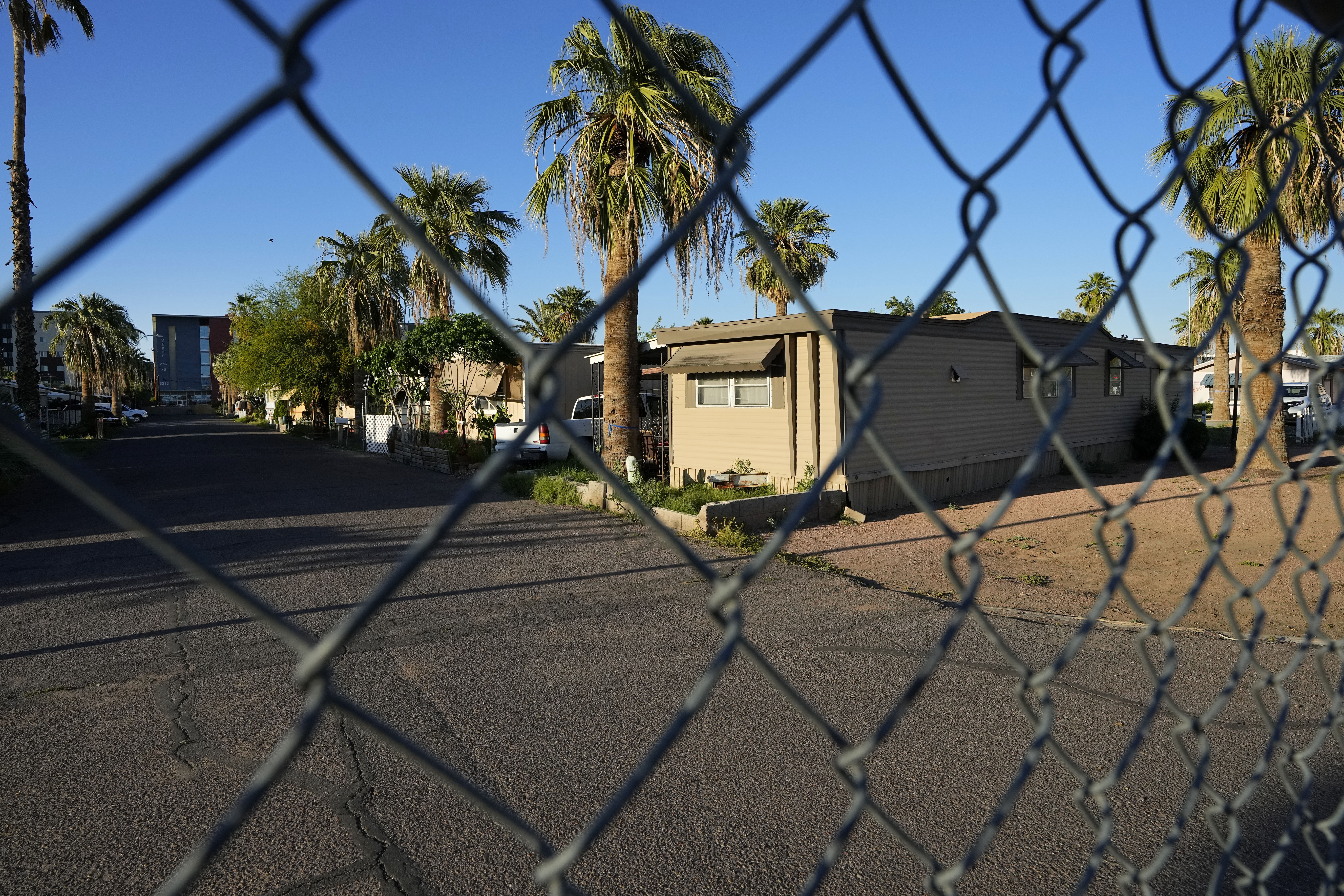 Low-income tenants lack options as old mobile home parks are razed - Vimarsana News