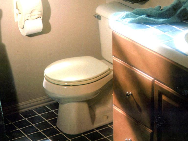 No using toilet paper? Valley apartment's letter to residents causes stink - Vimarsana News