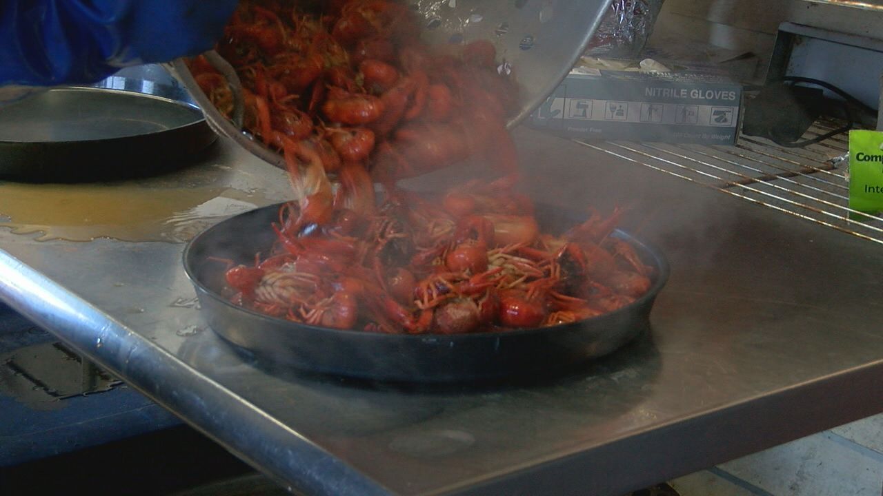 Crawfish restaurant closed due to COVID concerns - Vimarsana News