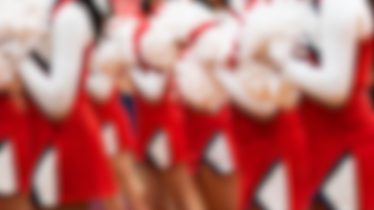 Virginia cheer coach, modeling recruiter charged with child porn - Vimarsana News