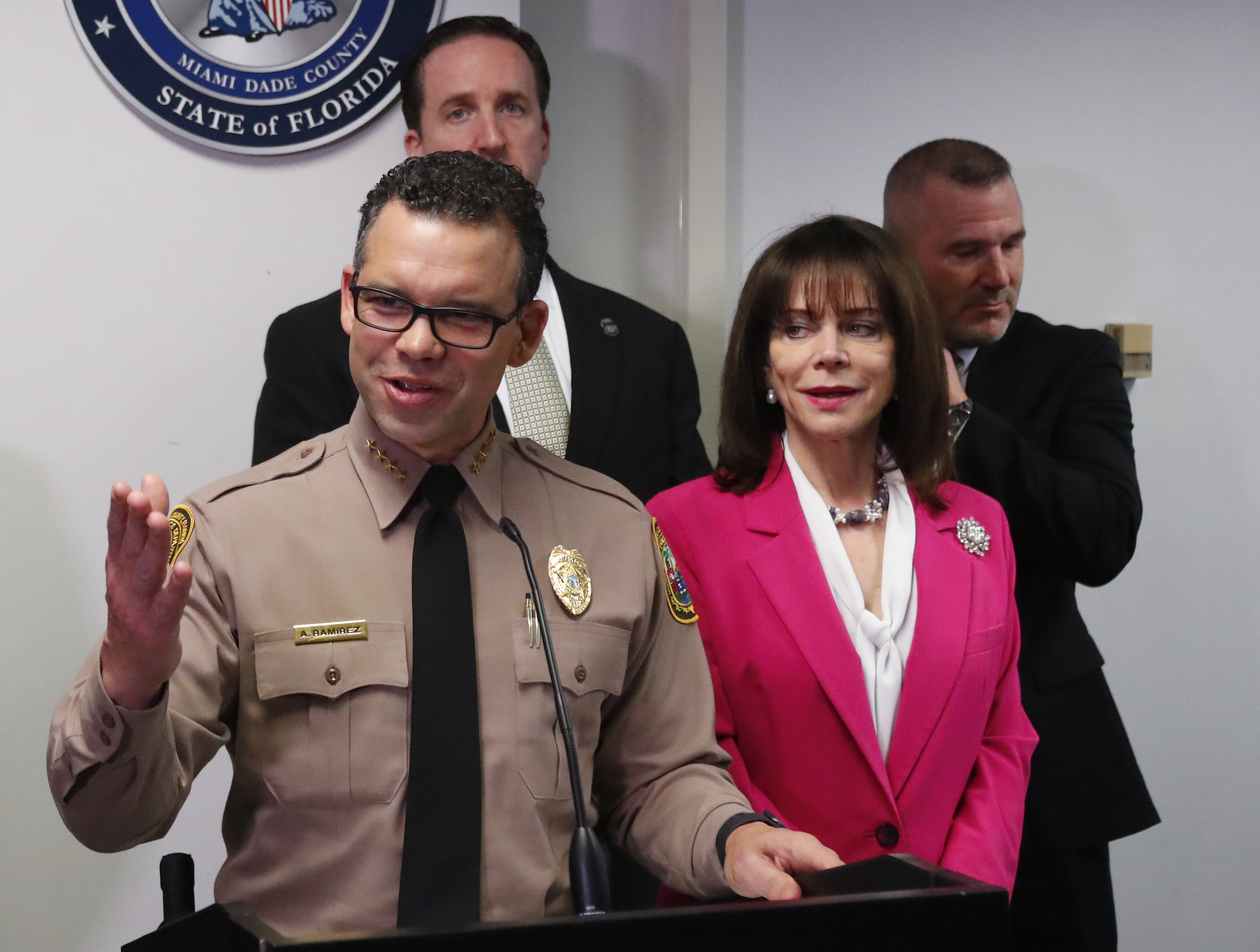 Mayor: Miami-Dade police director offered resignation before shooting himself - Vimarsana News
