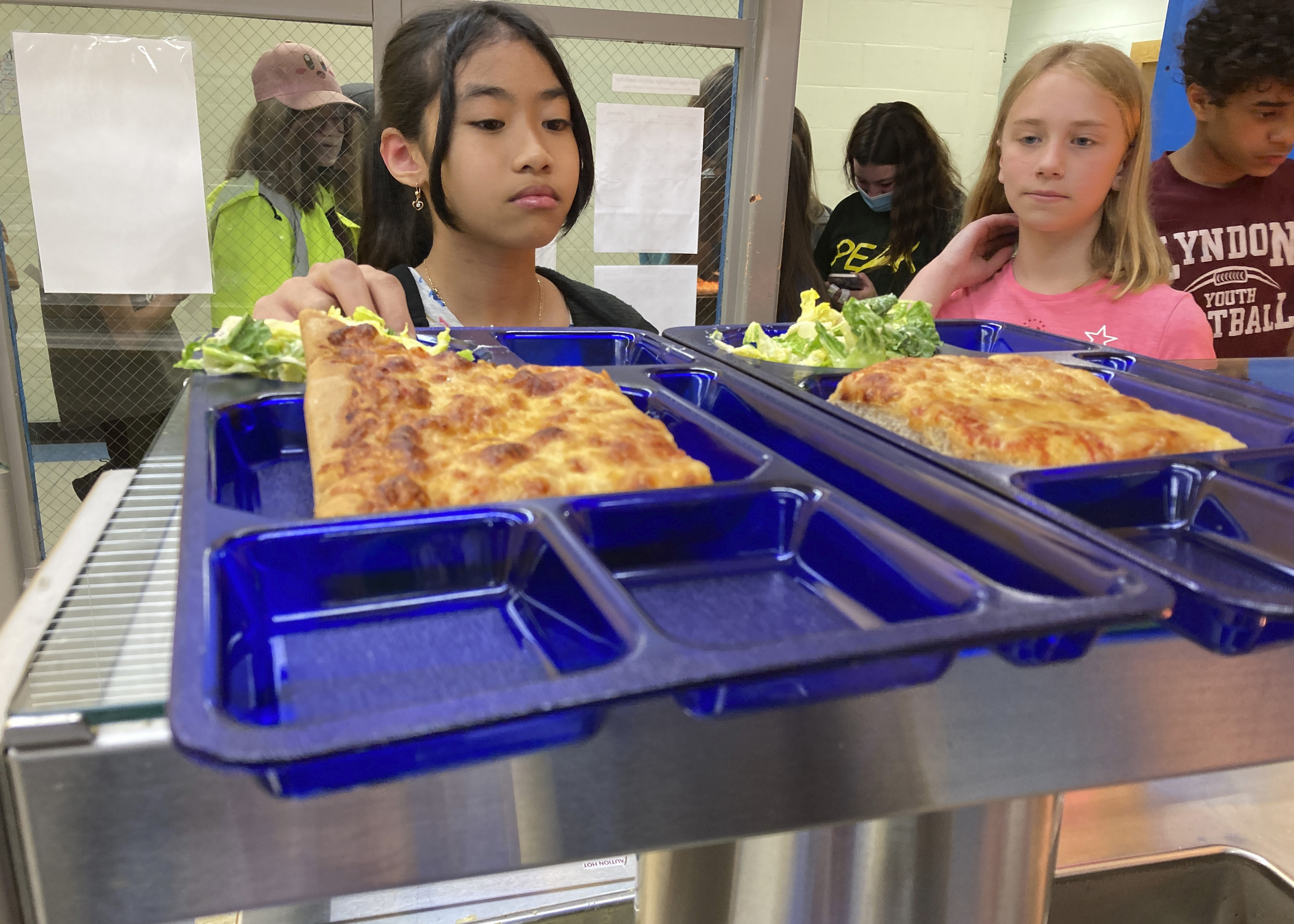 Families brace for changes to pandemic-era free school meals - Vimarsana News