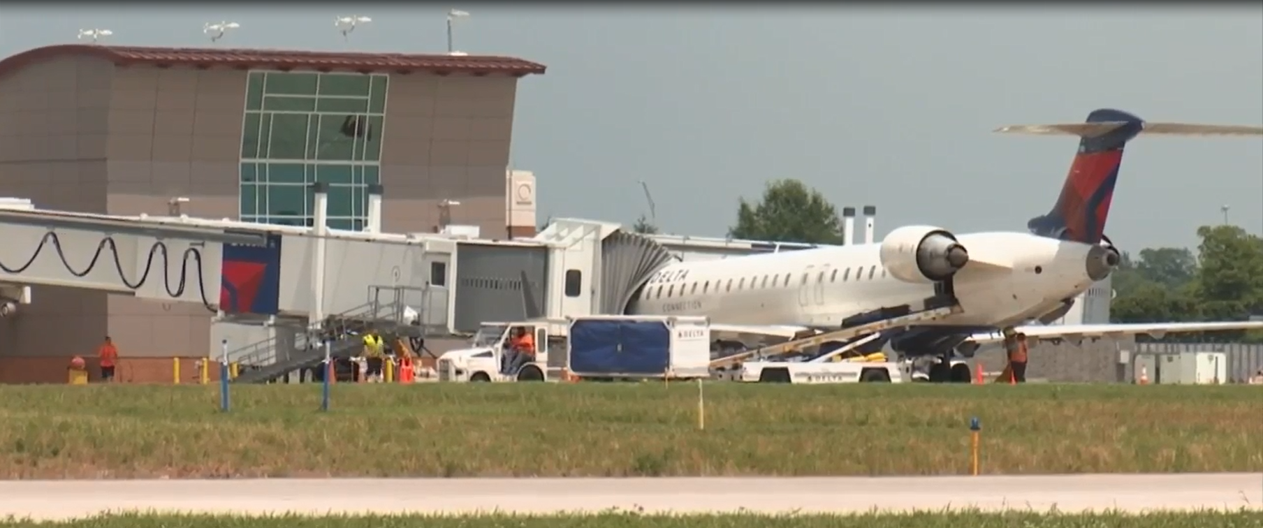 Blue Grass Airport construction project completed - Vimarsana News
