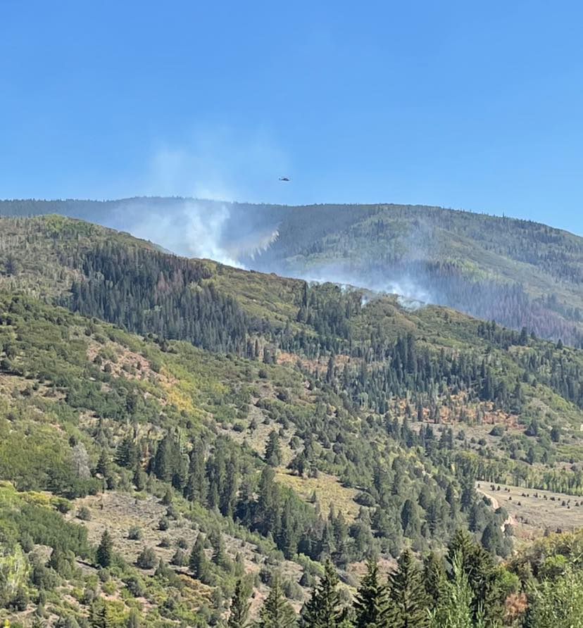 Firefighters responding to small wildfire east of Meeker - Vimarsana News