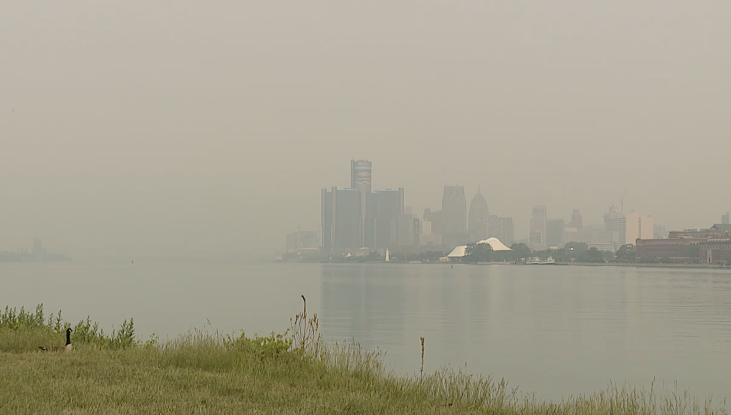 Haze, heat and storms are affecting summer festivities in many parts of the U.S. - Vimarsana News