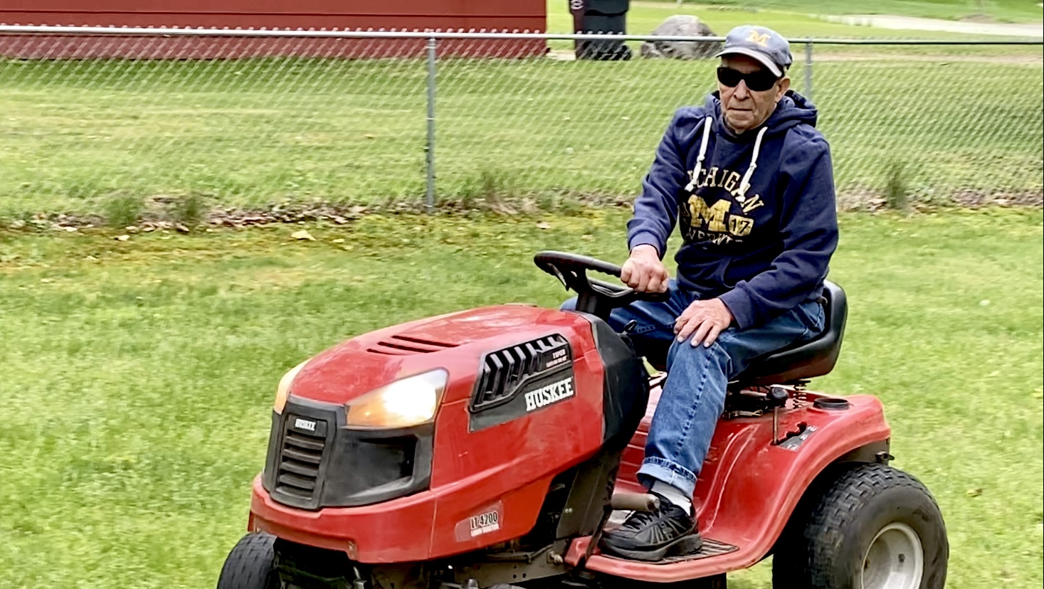 Portage man frustrated with company after ordering replacement parts for mower - Vimarsana News