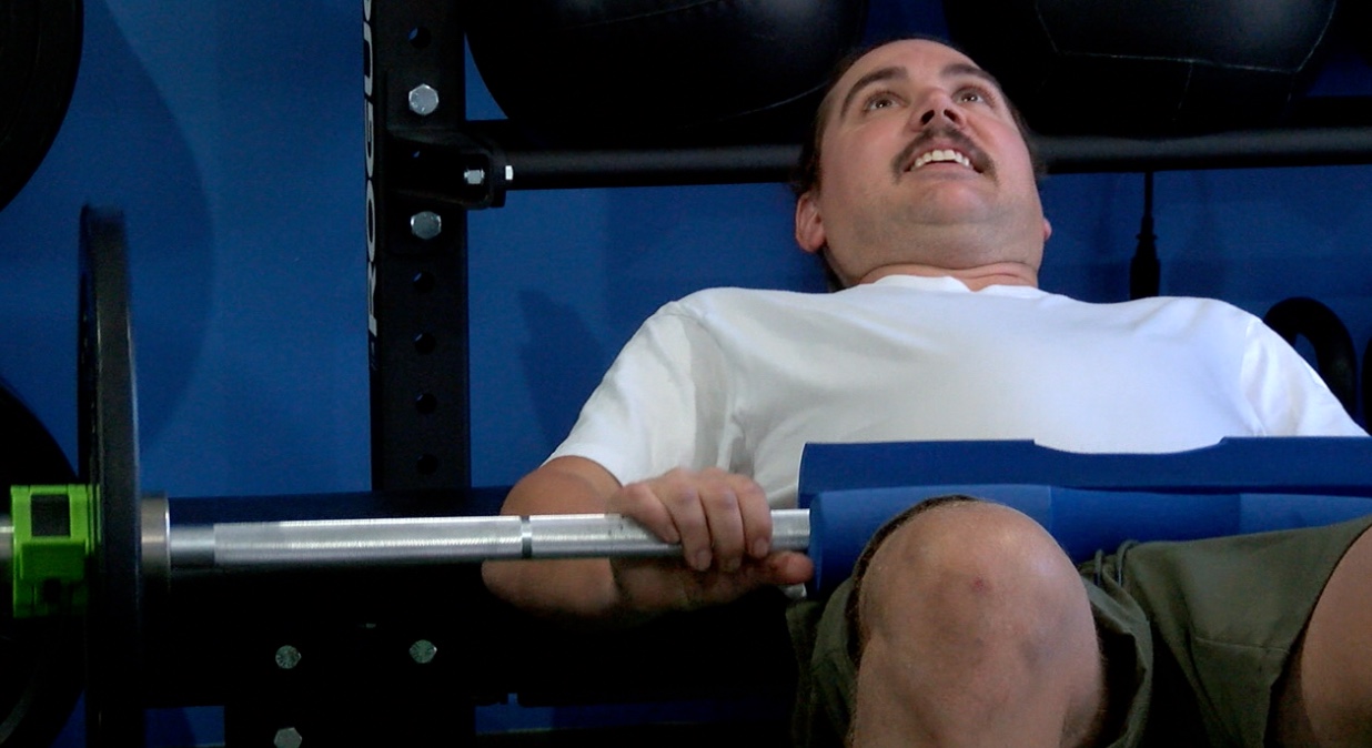 Paralyzed advocate offers a fit program for people with physical disabilities - Vimarsana News