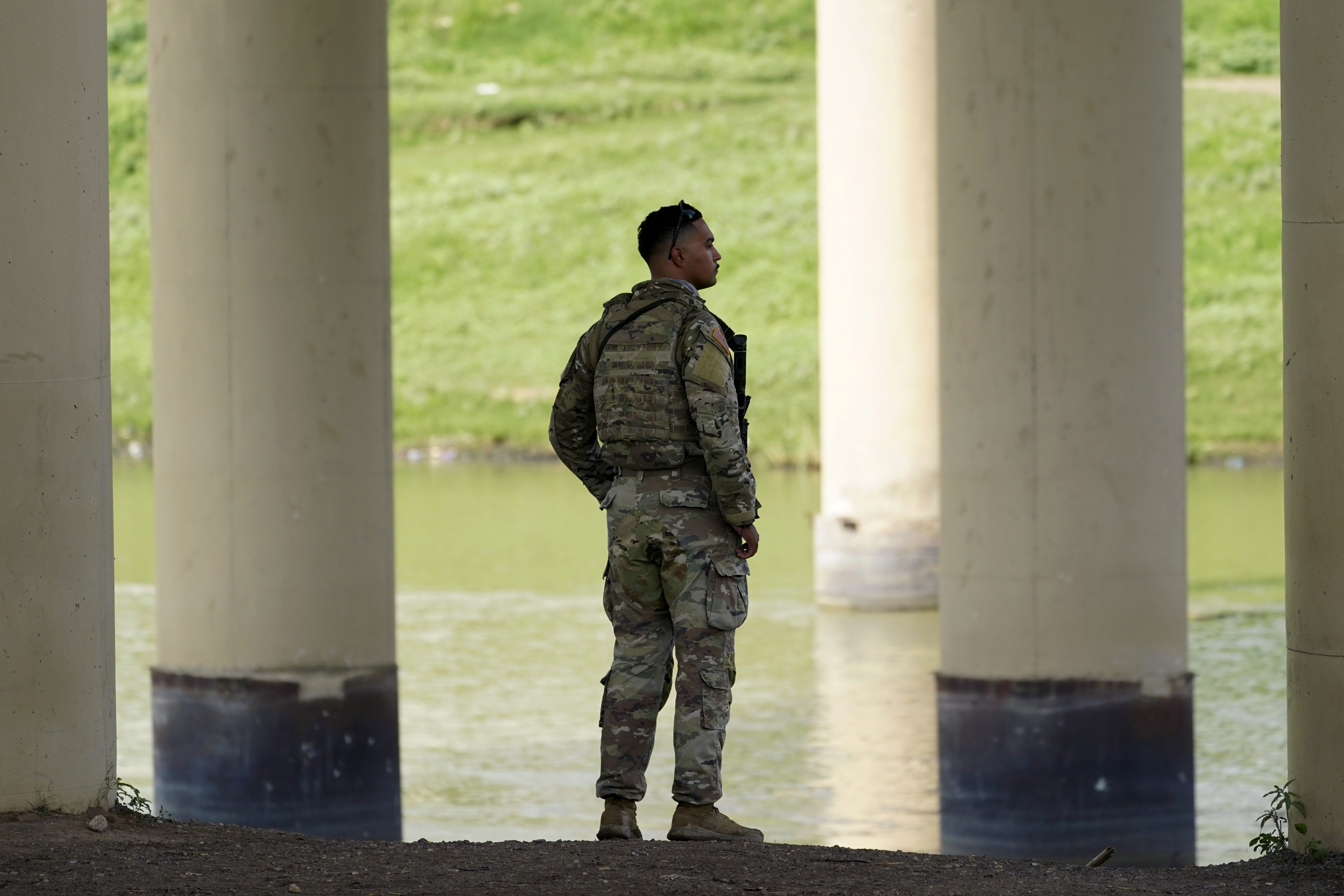 Border patrol: 9 migrants die crossing swift Texas river - Vimarsana News