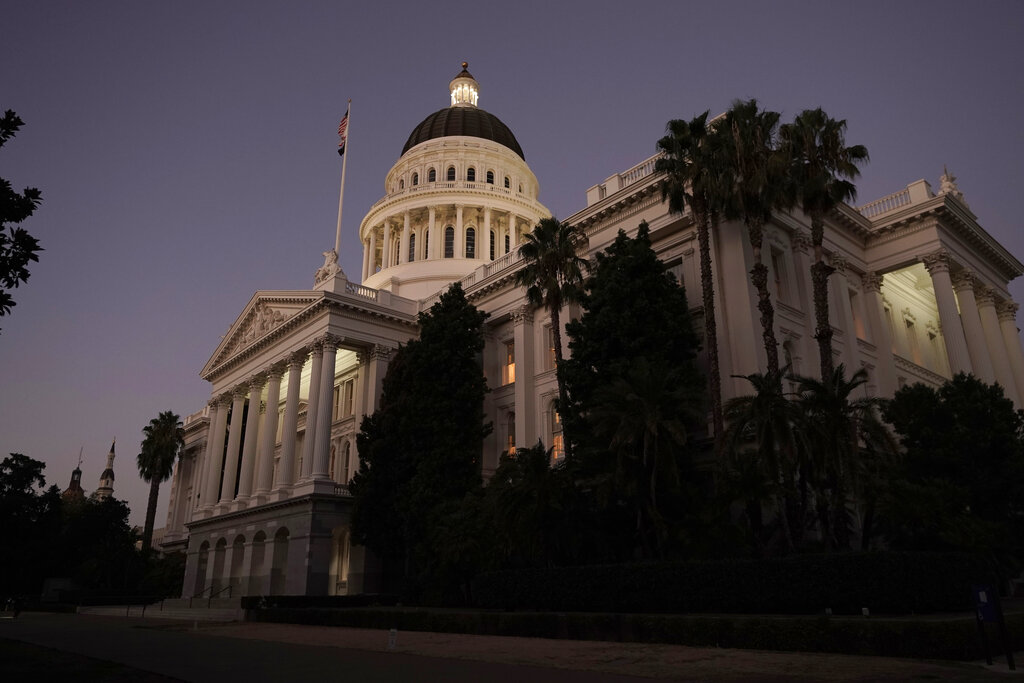 Democrats, GOP see California as target for US House gains - Vimarsana News