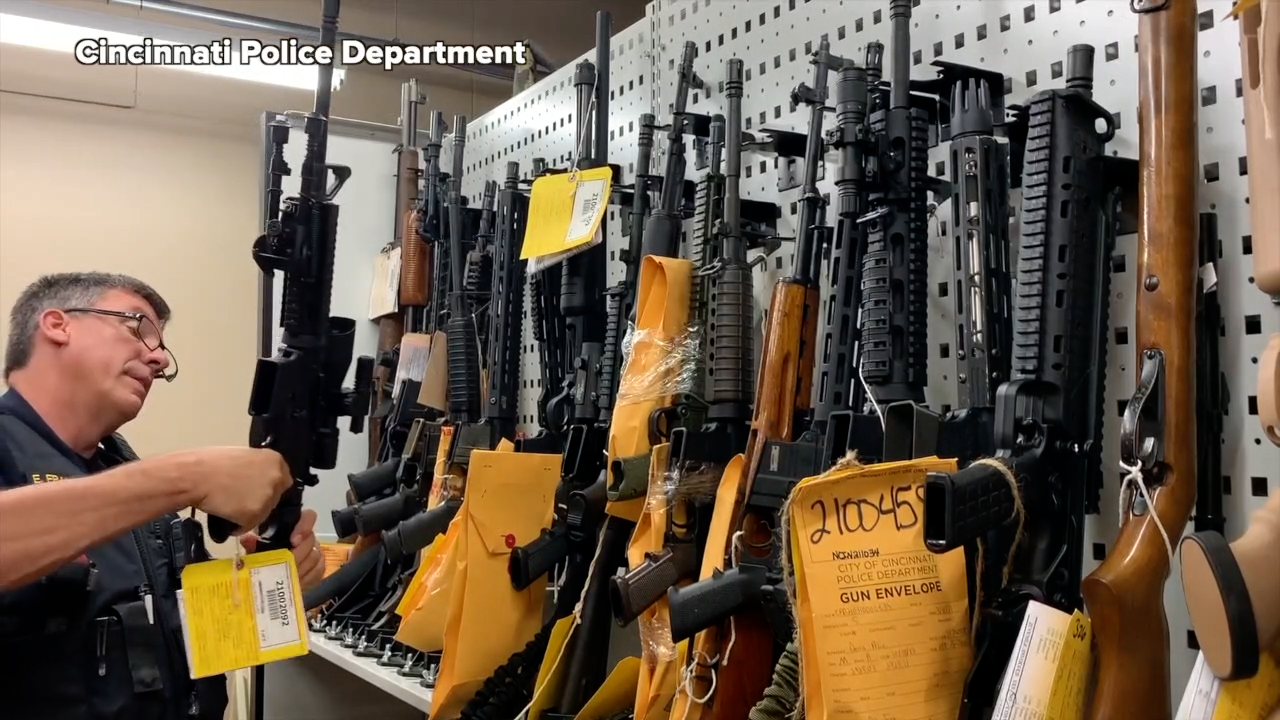 Cincinnati's gun crime task force finding more illegal guns in young hands - Vimarsana News
