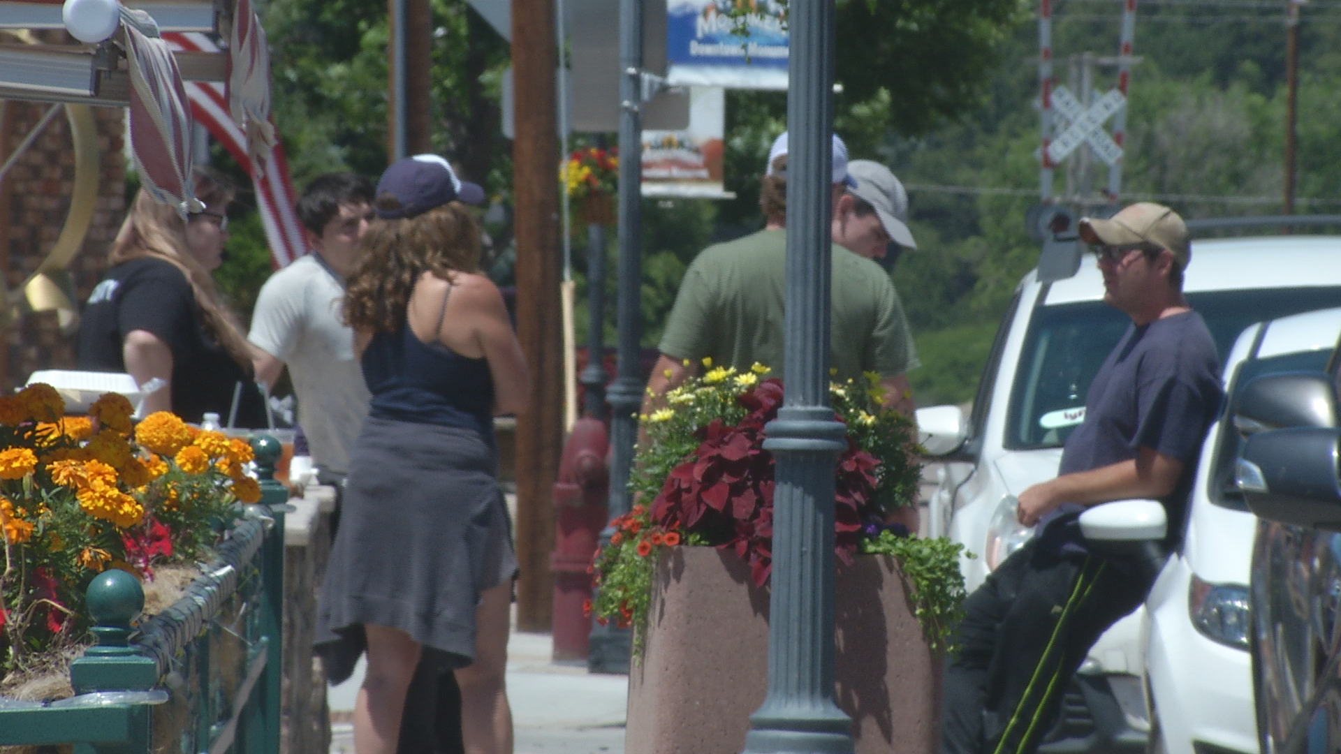 Local businesses respond to 70% of Coloradans getting COVID vaccinated - Vimarsana News