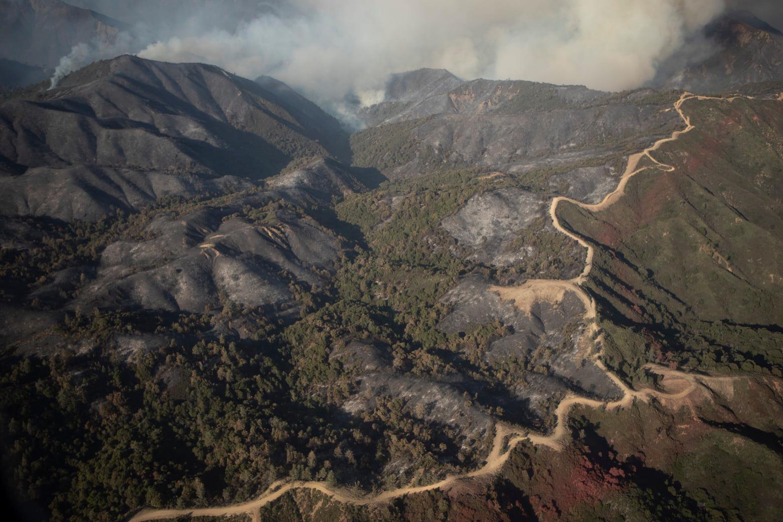 Firefighters gain ground on Dolan Fire, now 57% contained