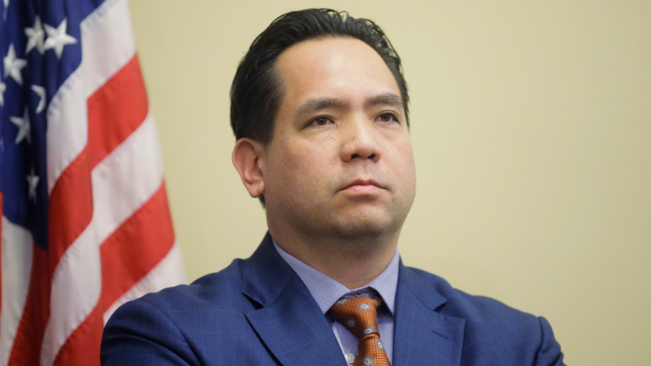Lawmaker opens bill to impeach Utah Attorney General Sean Reyes - Vimarsana News