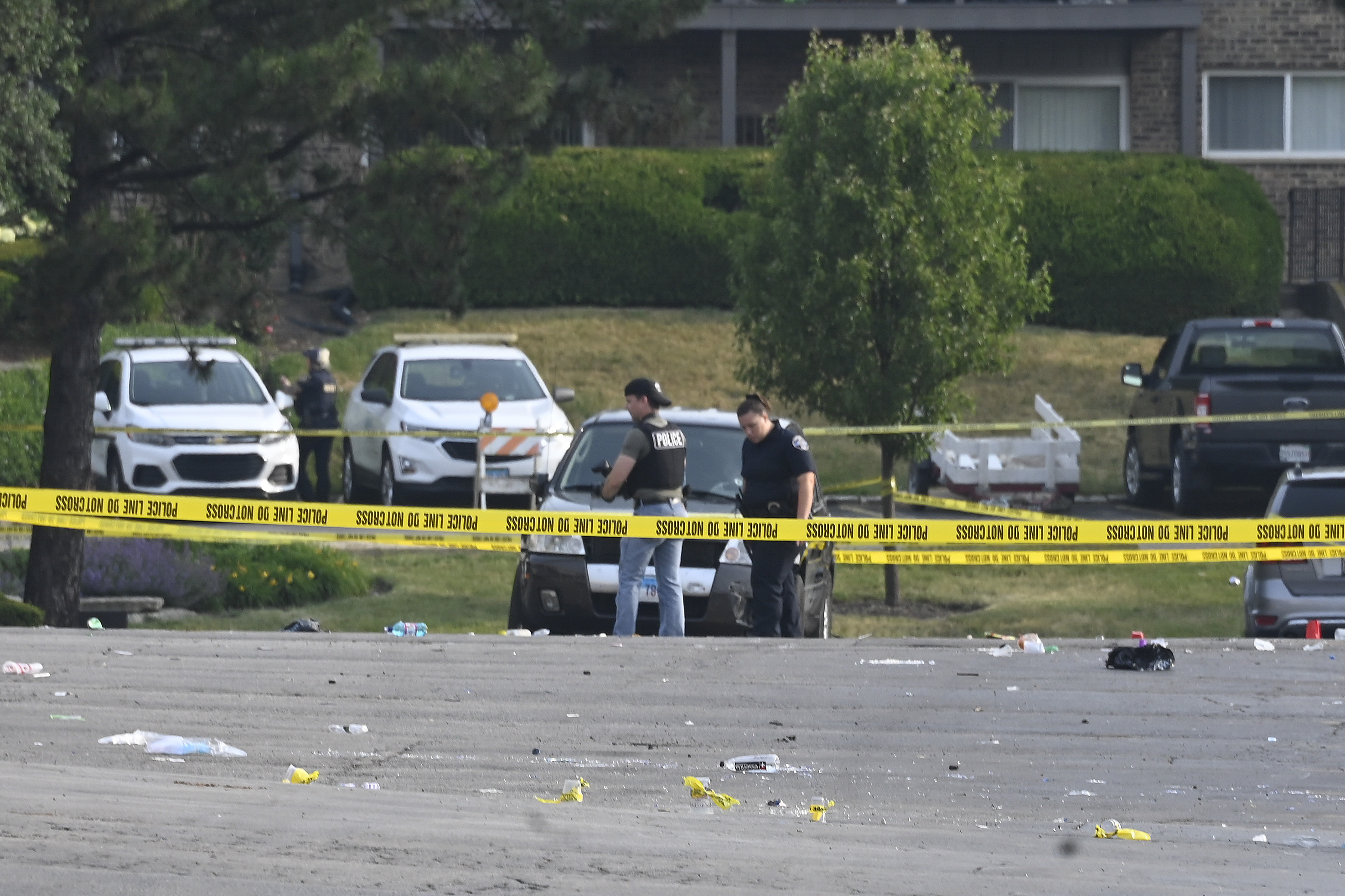 Parking lot party shooting leaves 1 dead and 19 people hurt in Chicago suburb - Vimarsana News
