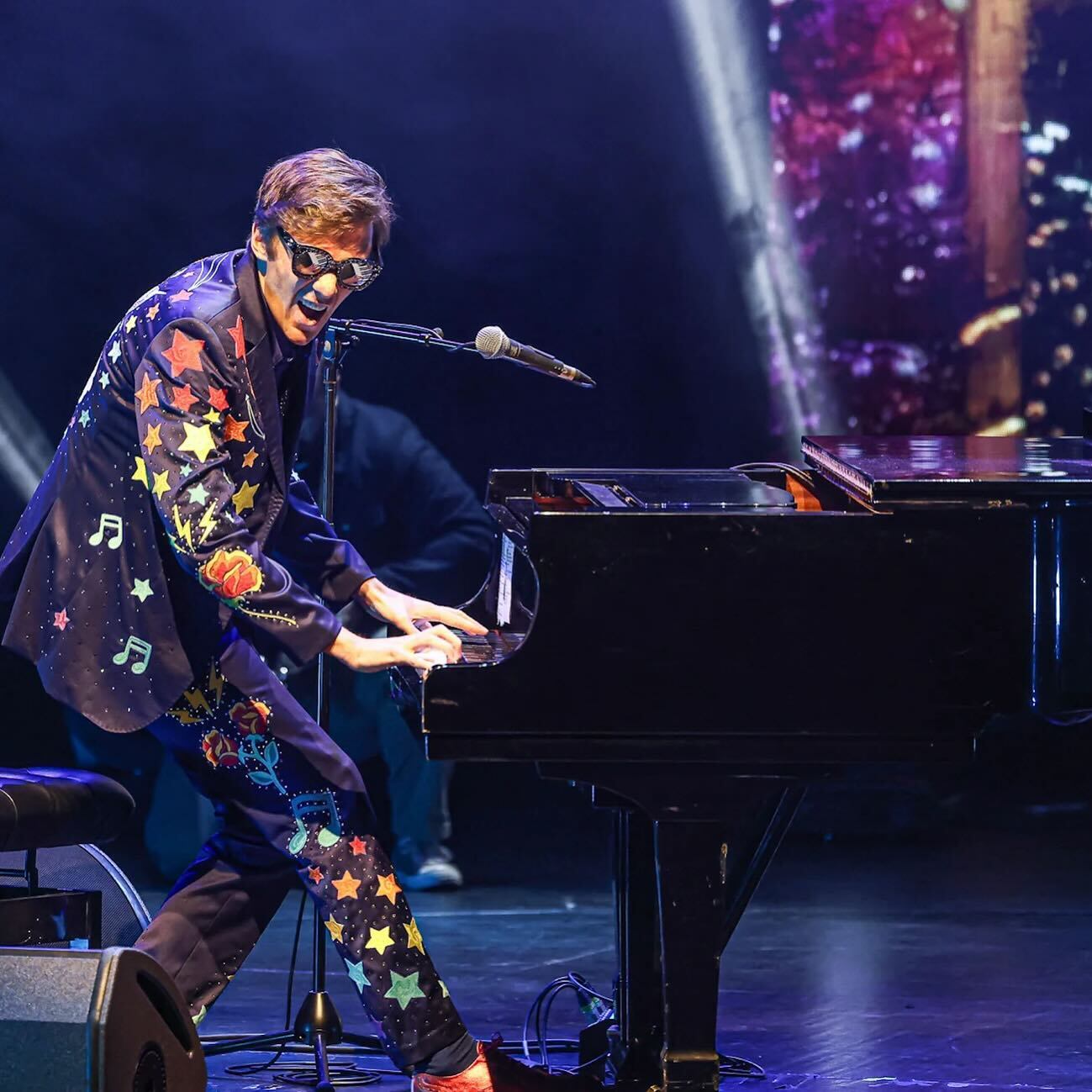 Musician bringing Elton John tribute tour to Lexington - Vimarsana News