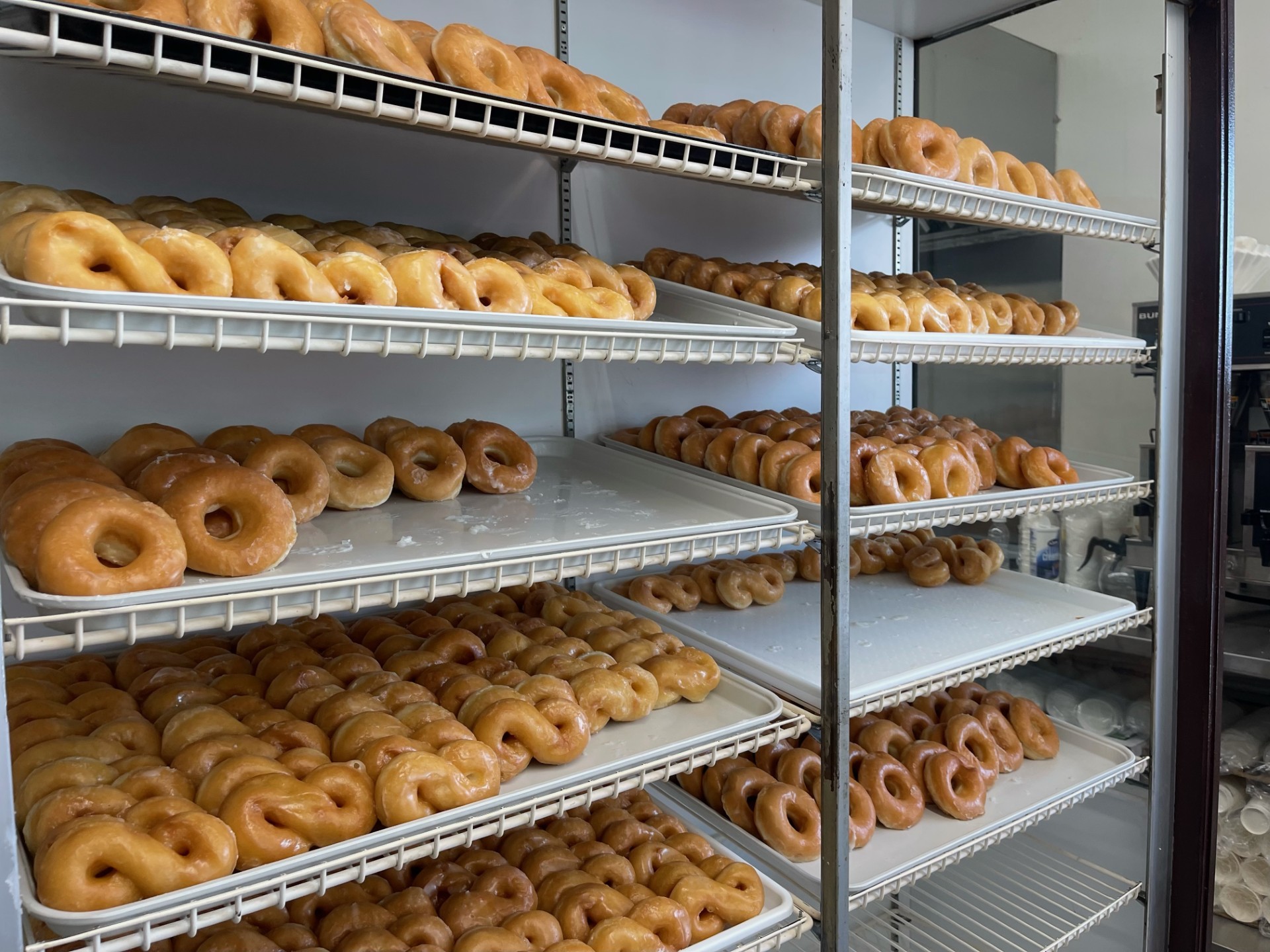 'Made with love and intentionality': Dutch Girl Donuts To Re-Open On Woodward - Vimarsana News