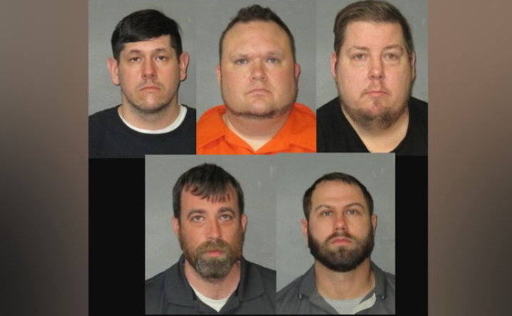Five arrested after State Police investigation into illegal gambling den - Vimarsana News