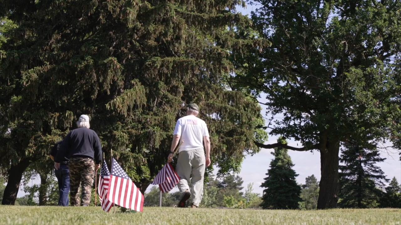 Grand Rapids Post Two plants flags at veterans' graves for Memorial Day - Vimarsana News