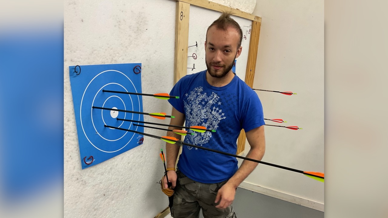 Muskegon Community College student splits arrow during archery class - Vimarsana News