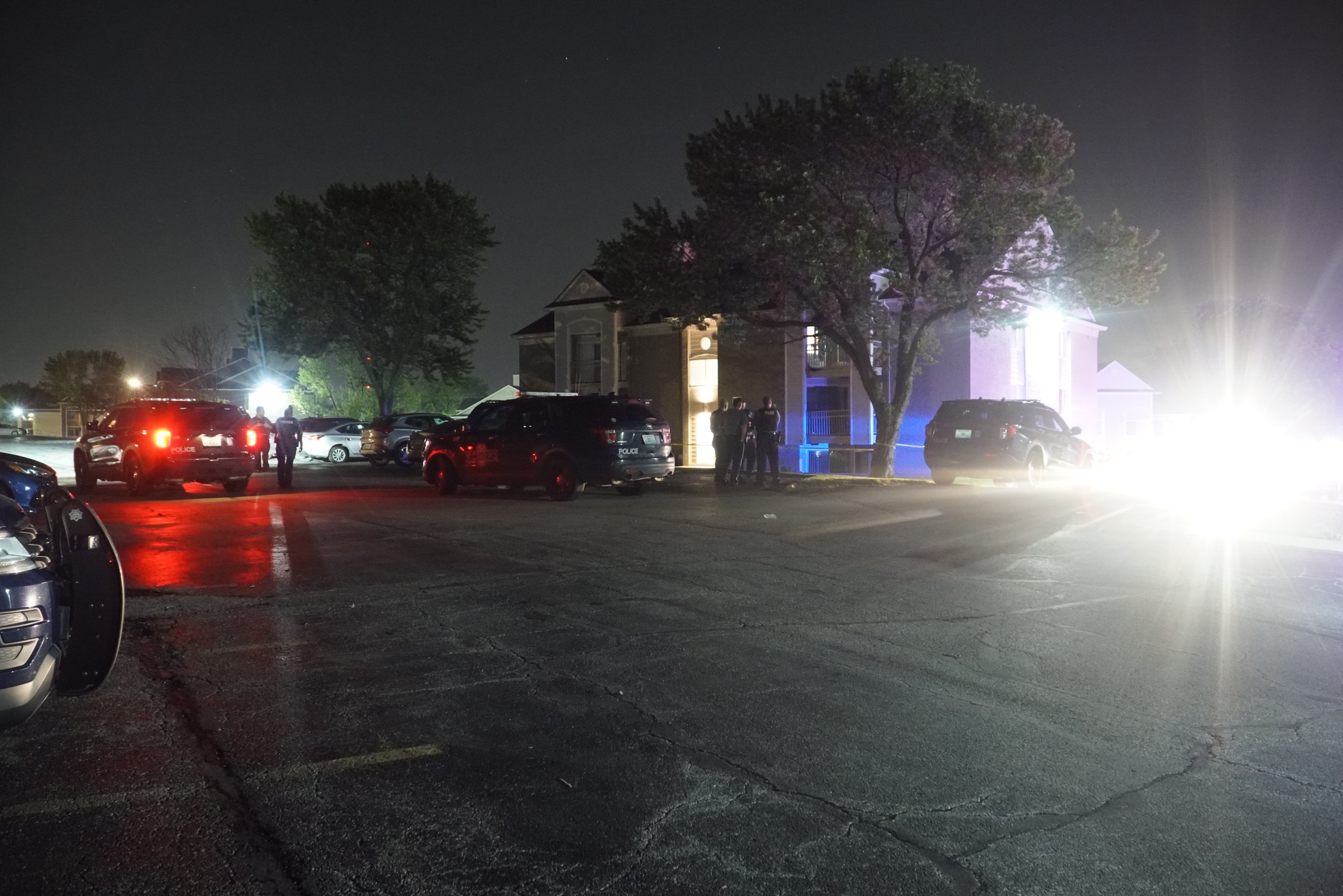 Kansas City Police investigating overnight homicide at apartment complex - Vimarsana News