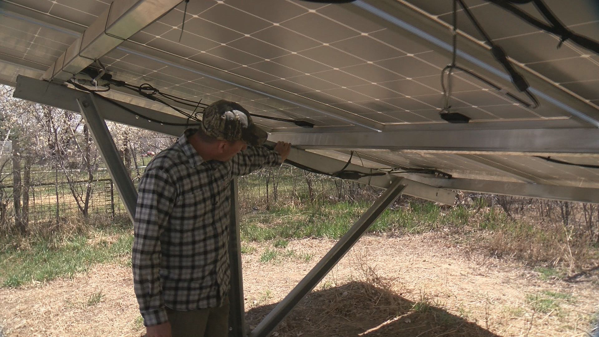 Steel City Solar finishes homeowner's solar system after previous company walked off the job - Vimarsana News