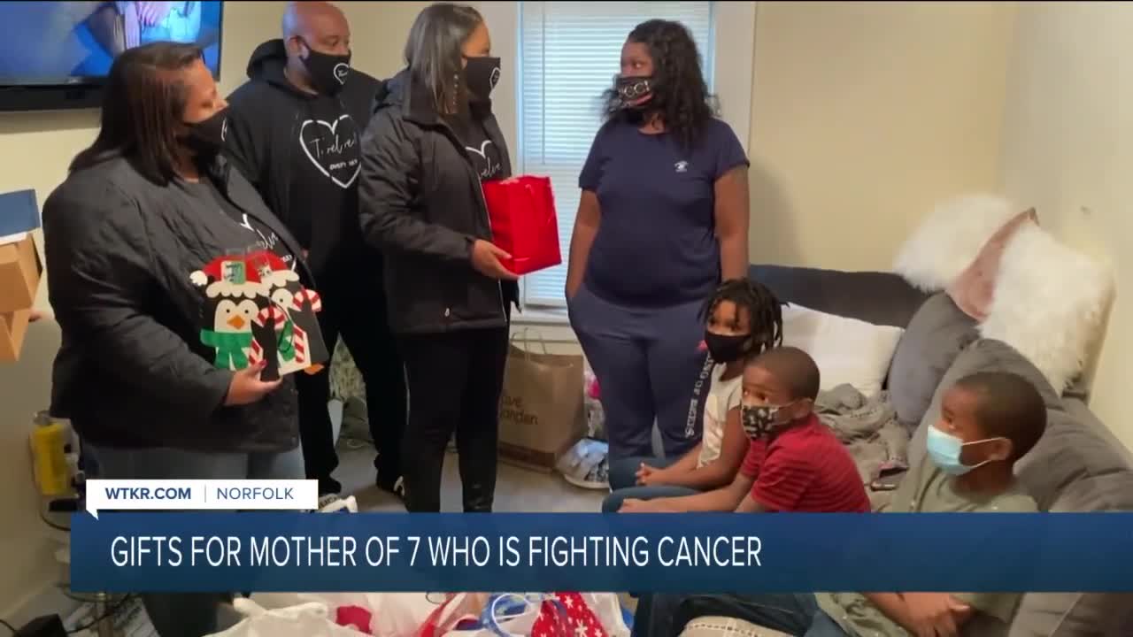 Community brings holiday spirit to front door of Norfolk mother of seven battling stage 4 cancer - Vimarsana News