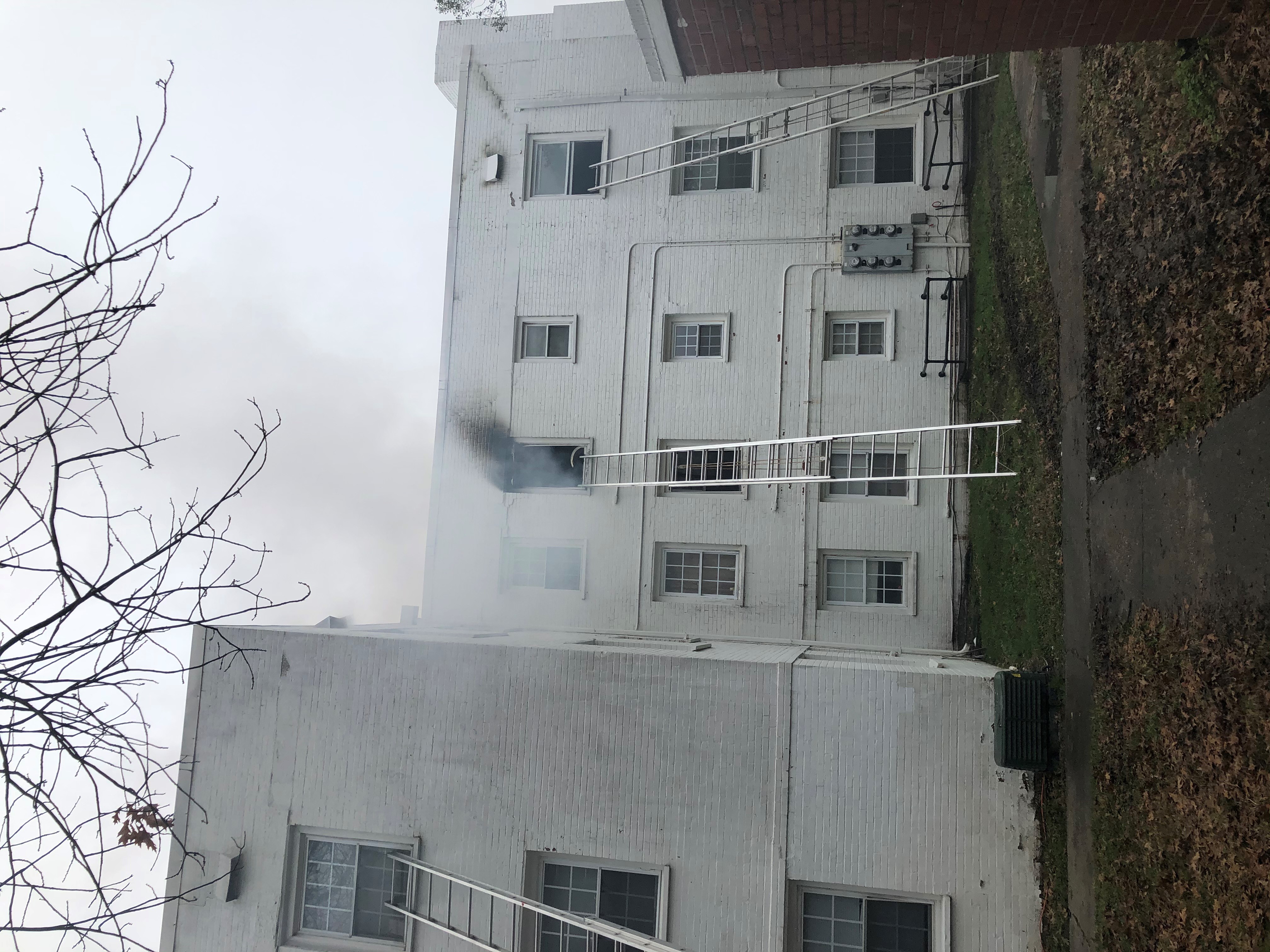 20 people displaced after 2-alarm fire at Hampton apartment complex - Vimarsana News