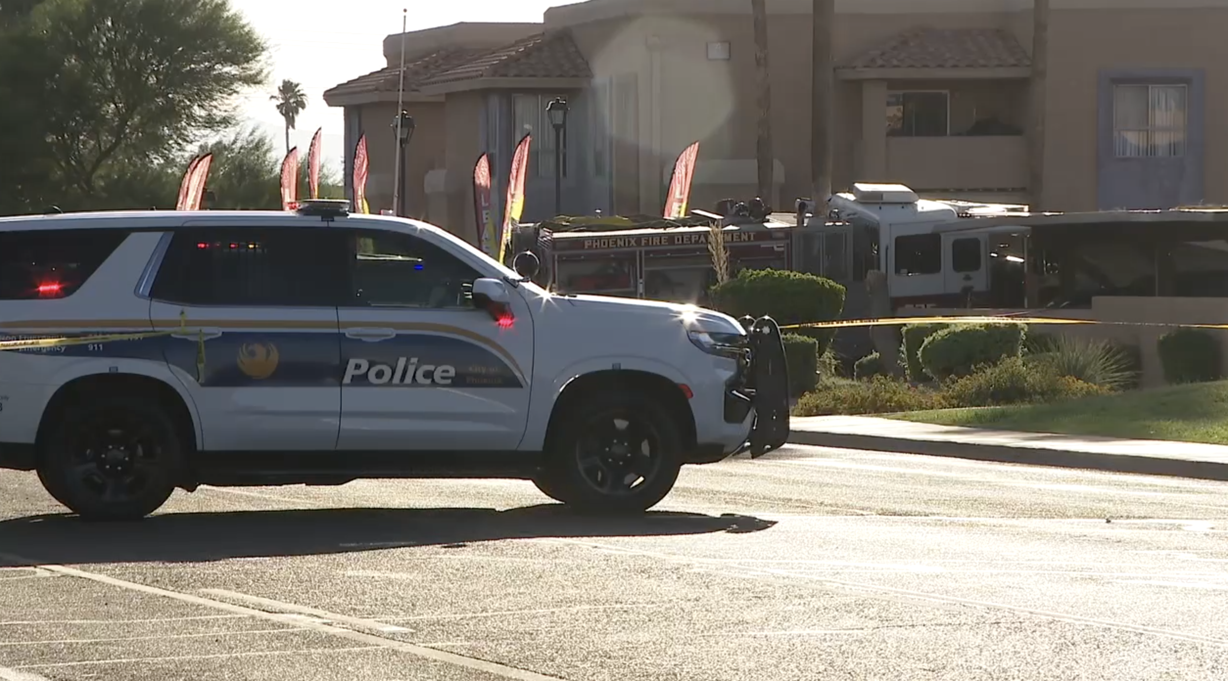 West Phoenix crash involving fire truck sends firefighter, 2 others to hospital - Vimarsana News