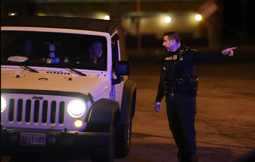 Gunman's capture ends 39-hour manhunt with 2 officers shot - Vimarsana News