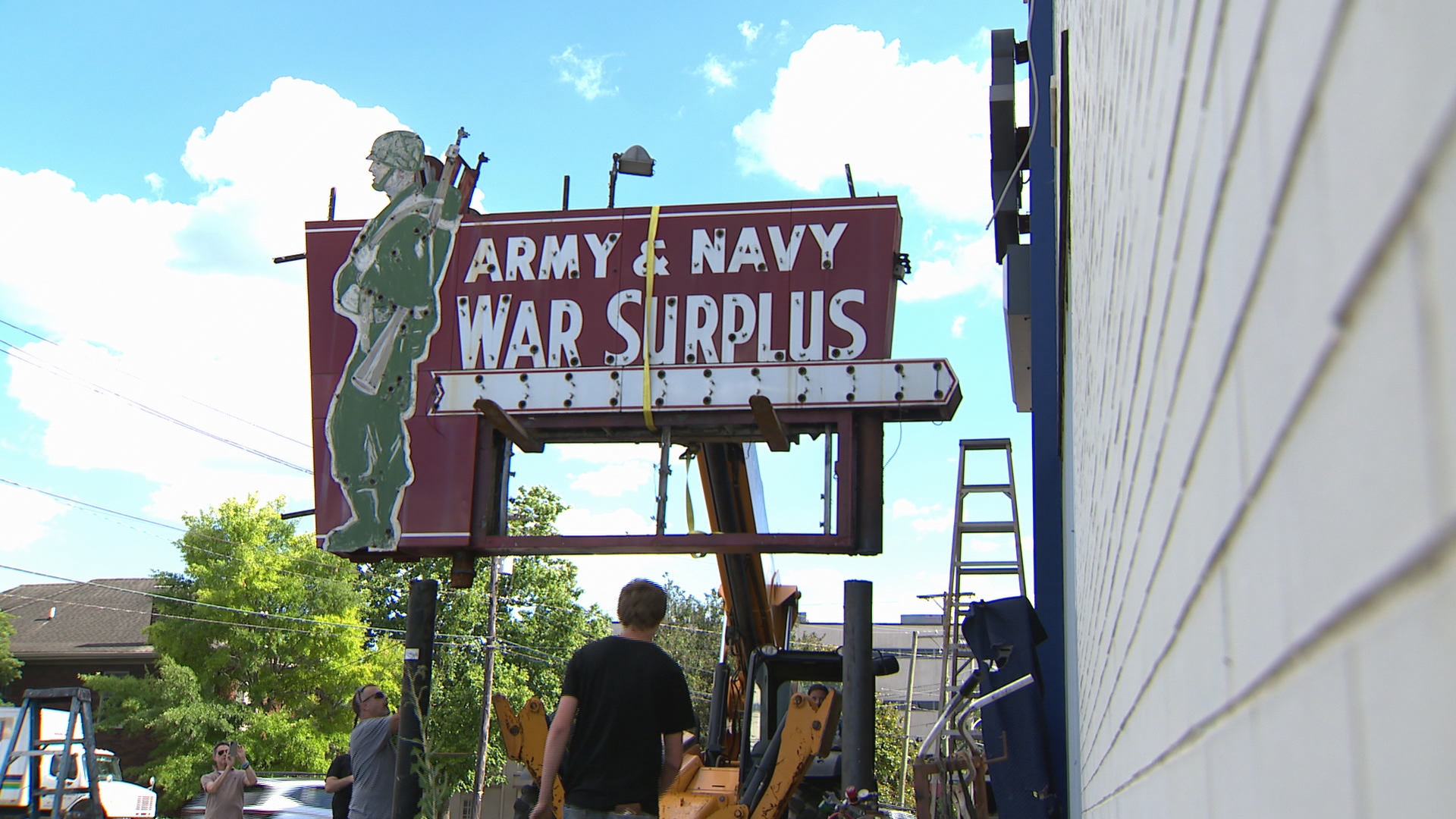 Classic sign removed ahead of restoration as Friedman's final day approaches - Vimarsana News