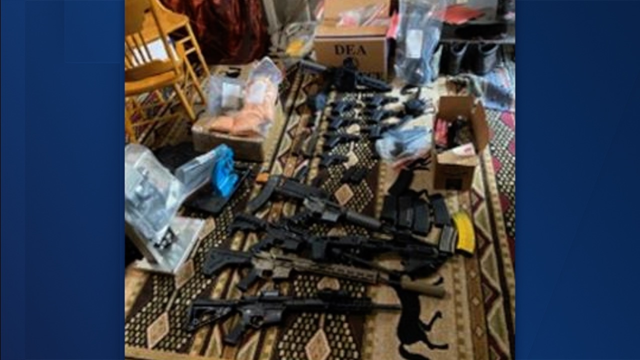 DOJ: Battle Creek man who had illegal guns sentenced for meth possession - Vimarsana News