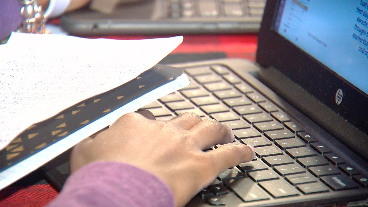 Virtual Learning Center funding is almost out, Buffalo parents are hoping the community can step in - Vimarsana News