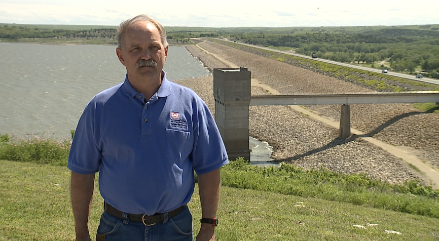 New dredging project to expand Tuttle Creek Lake water supply, storage capacity - Vimarsana News