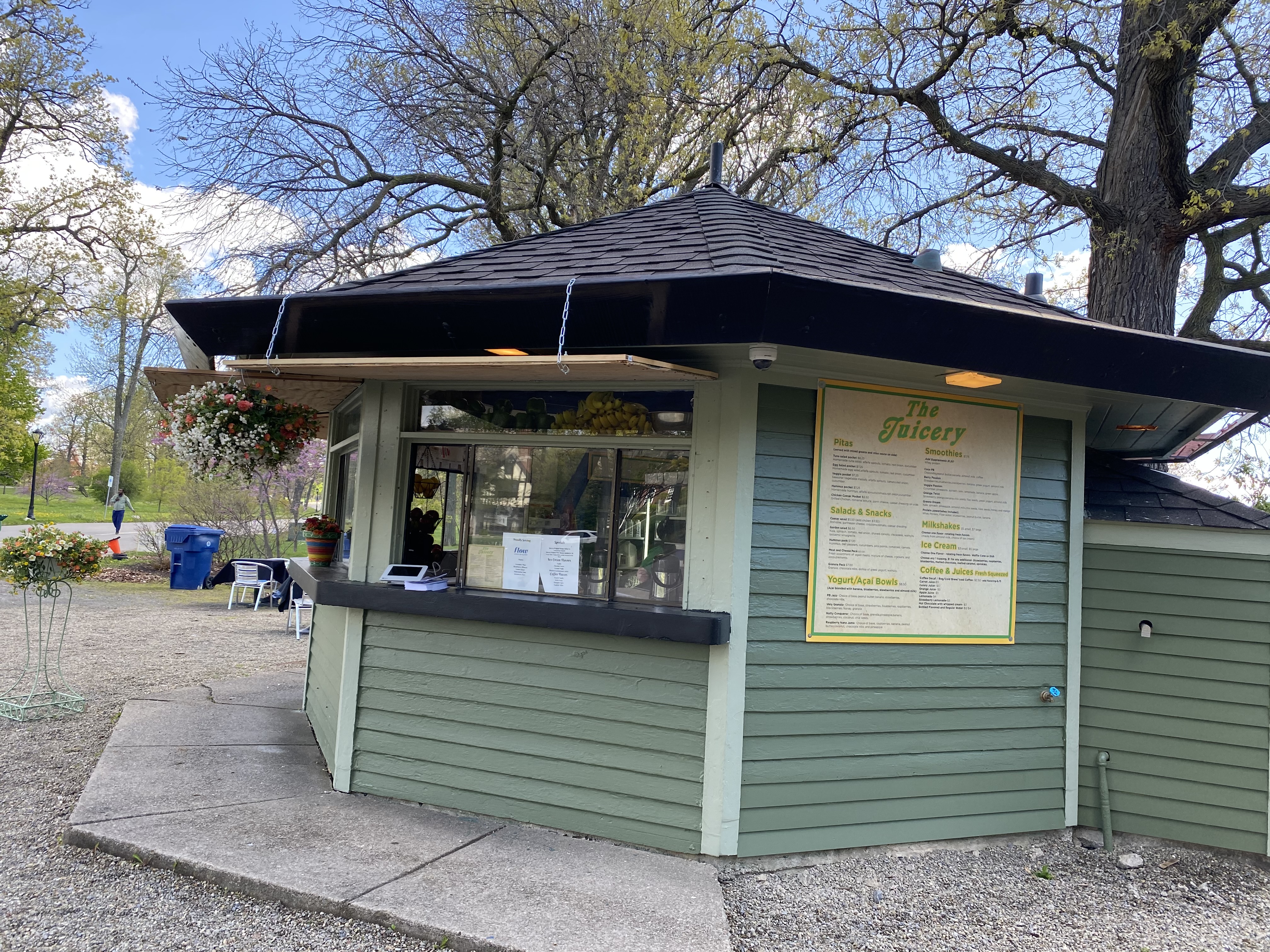 Nostalgia in Delaware Park: 'The Juicery' smoothie shack back open this summer - Vimarsana News