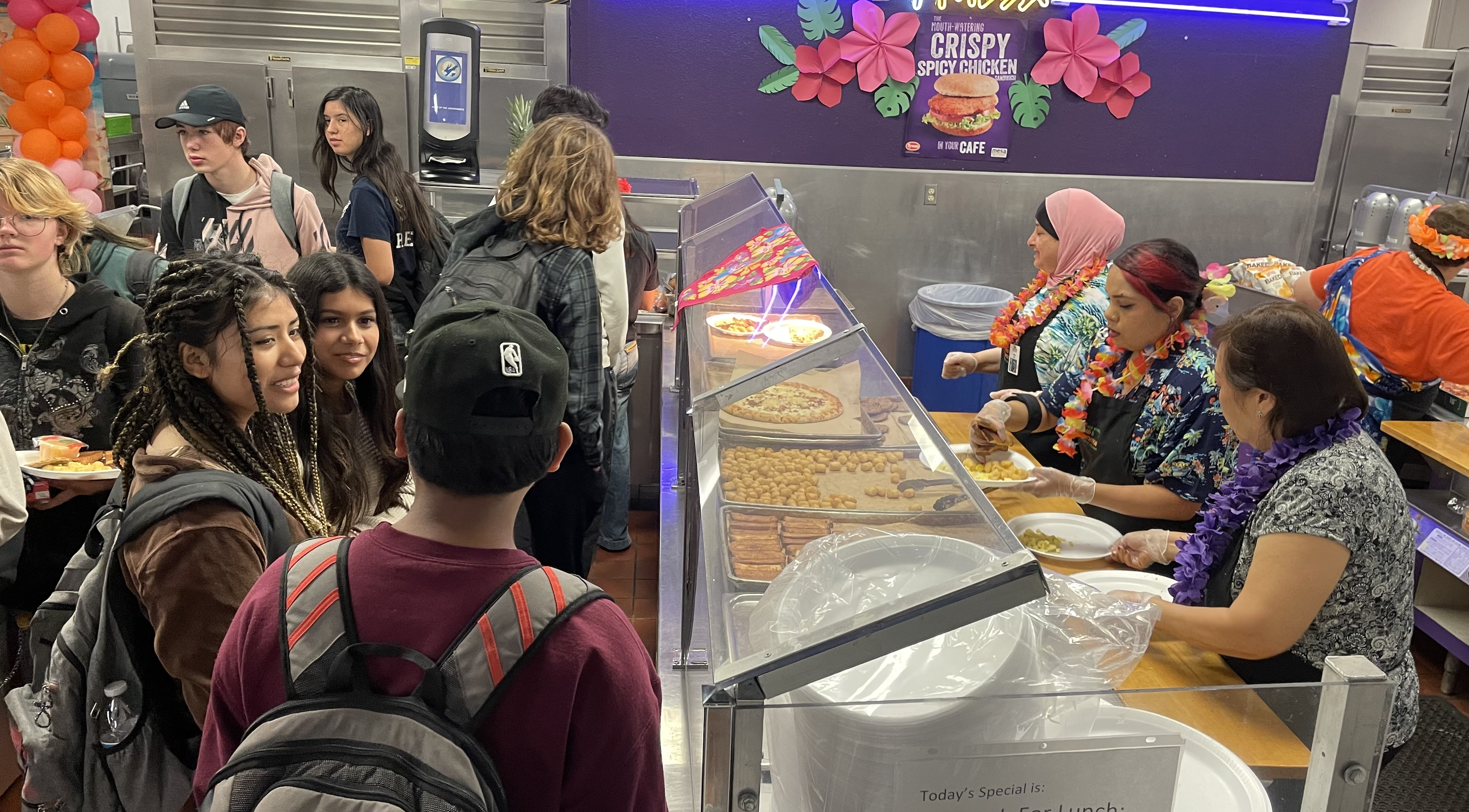 Federal free food program expands, helping more schools and students in Arizona - Vimarsana News