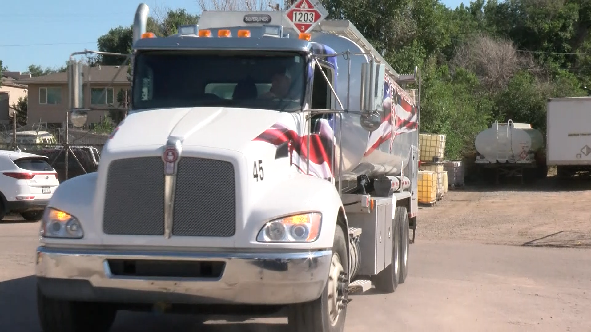 Labor shortages and inflation across Southern Colorado, what's causing it? - Vimarsana News