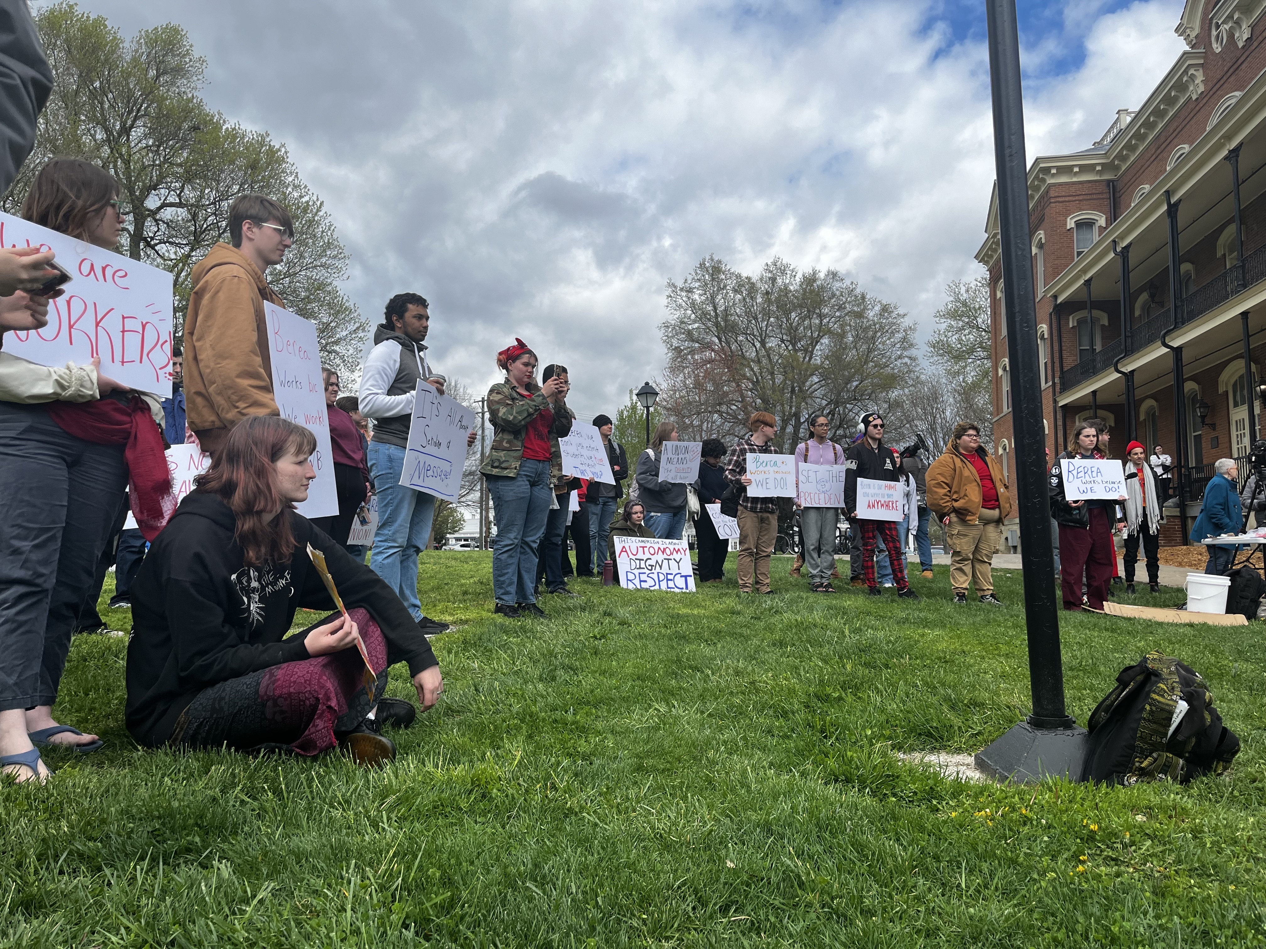 Berea College undergraduates call for election to form union - Vimarsana News